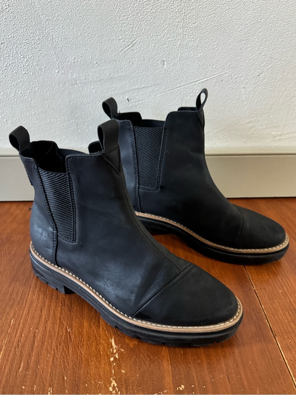 Toms Women’s Vegan Chelsea Boots